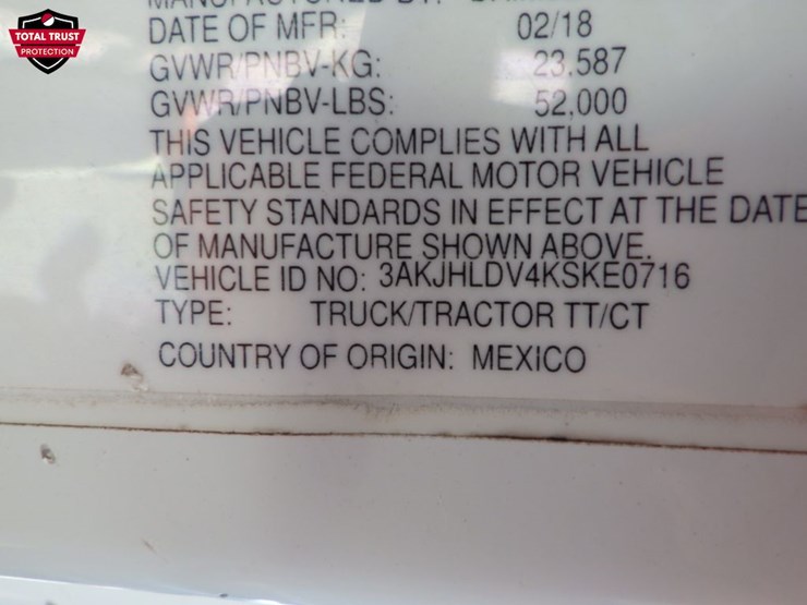 2019-freightliner-cascadia-126-image-19