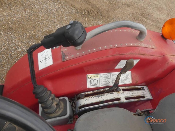 massey-ferguson-1540-image-13