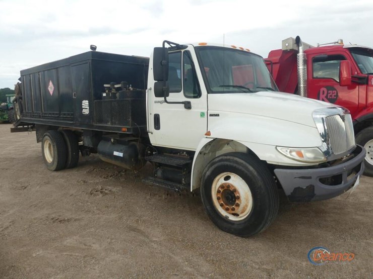 2008-international-durastar-4300-image-1