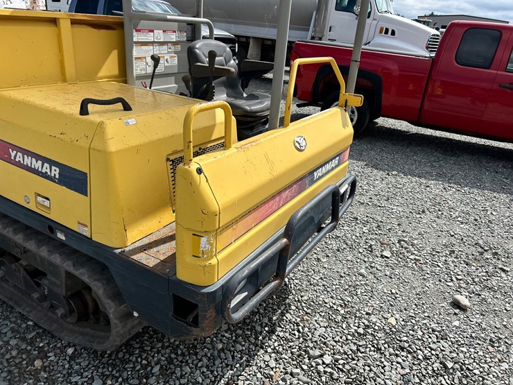 2013-yanmar-c30-image-10