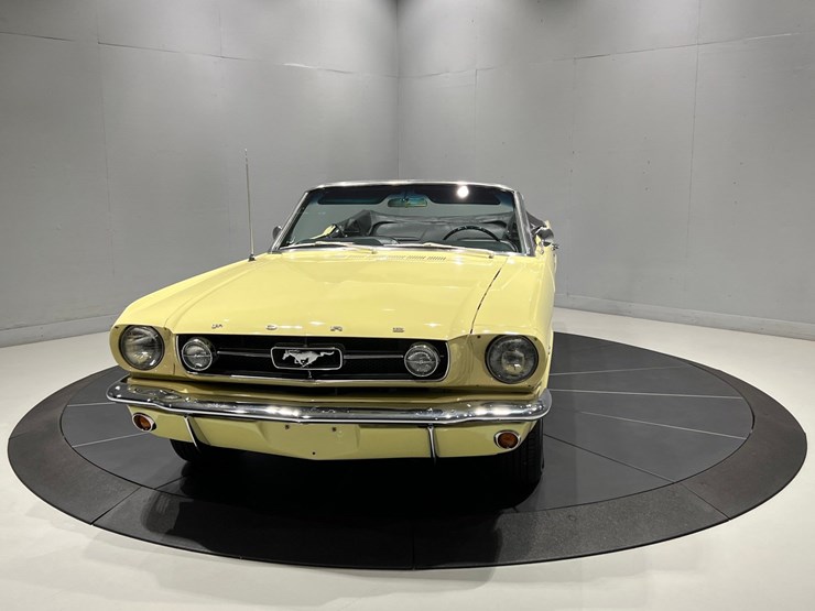 #1512-•-1965-ford-mustang-convertible-image-15