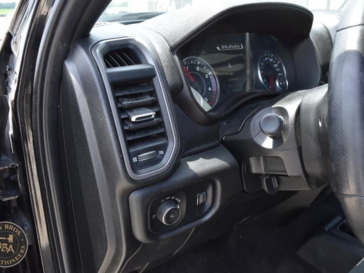 2022-ram-3500-hd-image-19