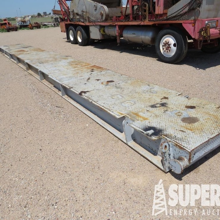 1'H x 4'W x 40'L Steel Rig Base Beam