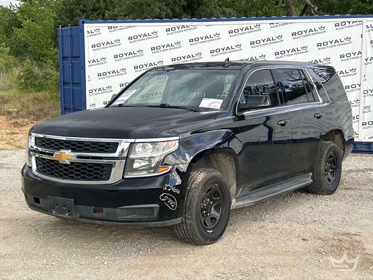 2016-chevrolet-tahoe-image-1