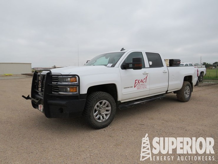 2018-chevrolet-3500hd-image-1