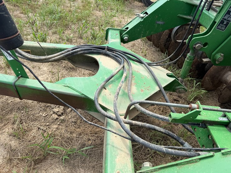 john-deere-37-image-46