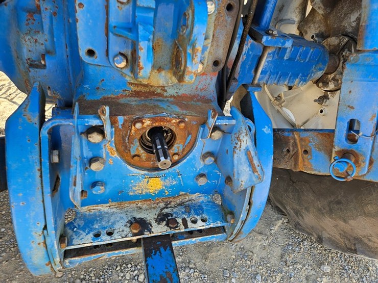 ford-8630-image-17