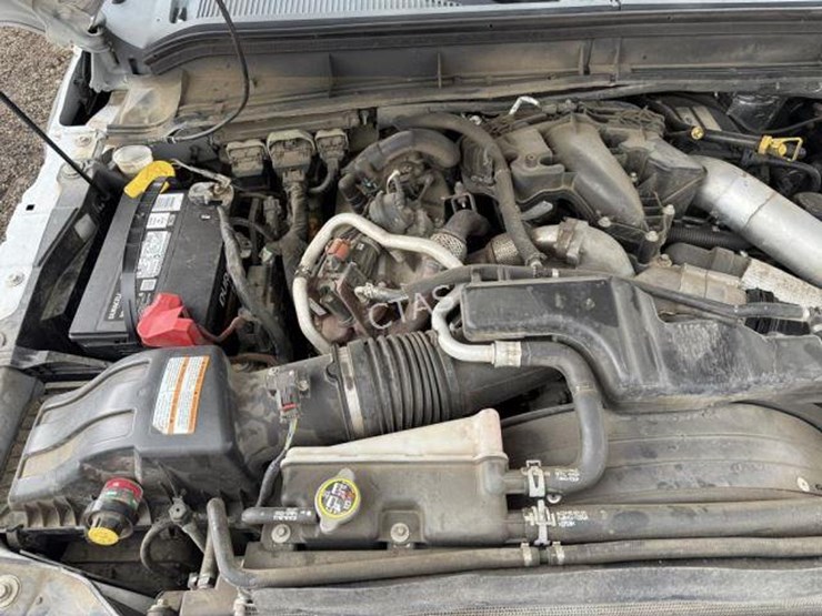 2016-ford-f350-xl-image-31