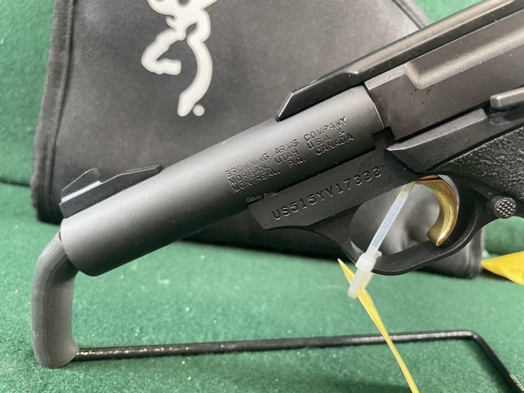 browning-buck-mark-target-22lr-pistol---new-image-3