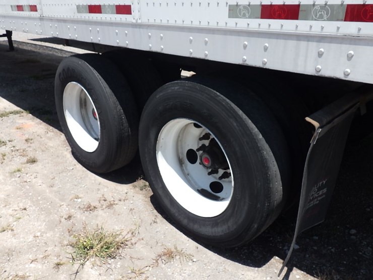 2021-great-dane-plate-van-image-18