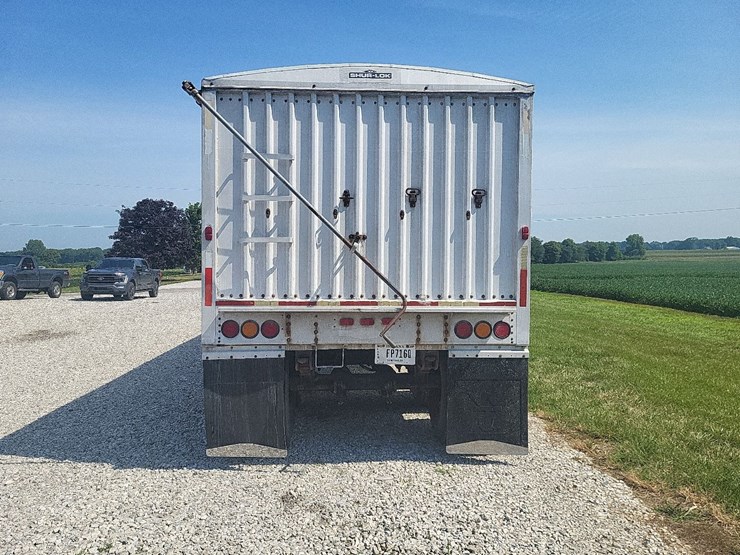 1978-chamberlain-jagh---500-tandem-axle-semi-hopper-trailer-image-4