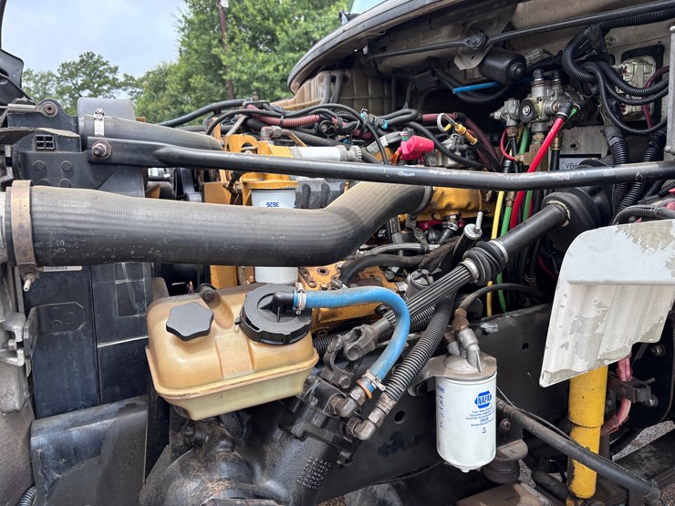 2006-caterpillar-c7-image-17