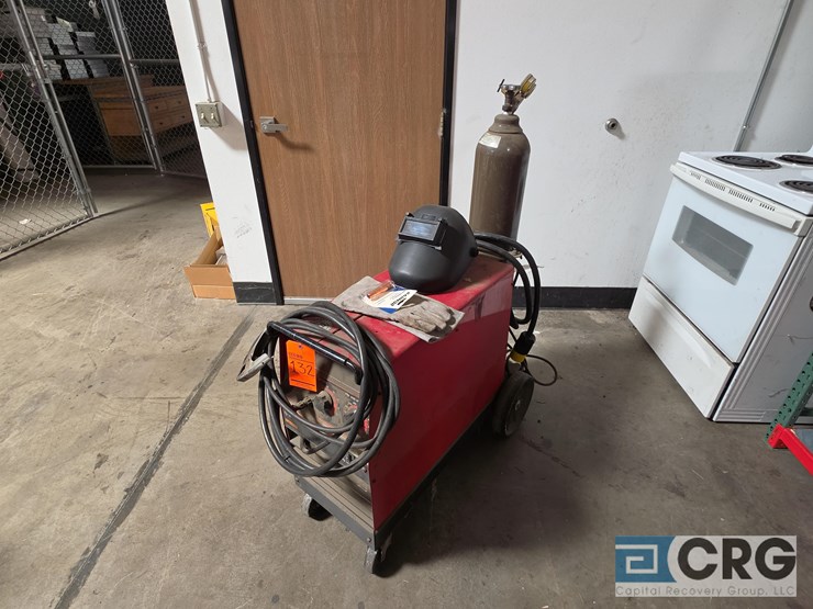 lincoln-electric-wire-matic-255-mig-welder-image-1