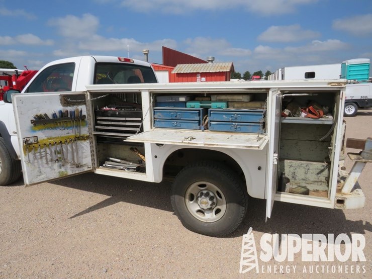 2003-chevrolet-silverado-2500hd-image-6