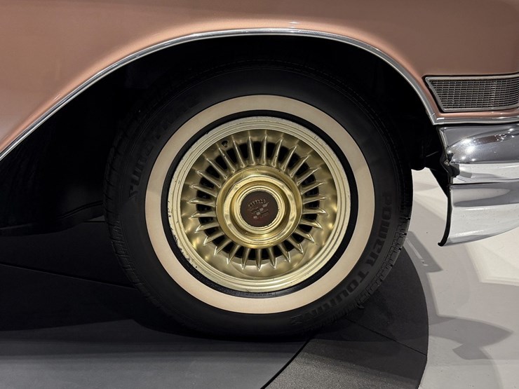 #1513-•-1957-cadillac-eldorado-image-48