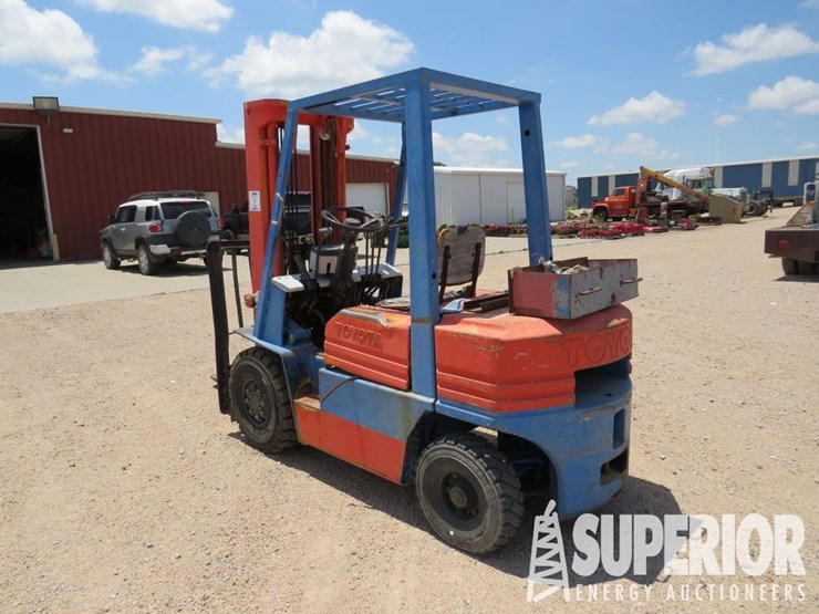 toyota-42-5fg25-4300#-forklift-image-4