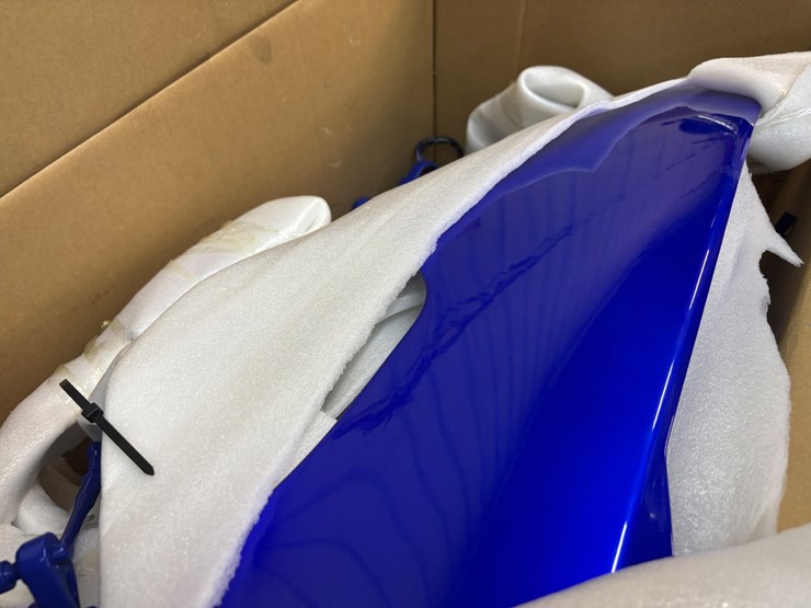 #402-•-yamaha-r1-for-parts/-repairs-image-15