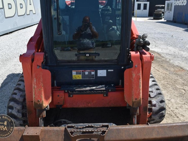 2021-kubota-svl97-2-image-33