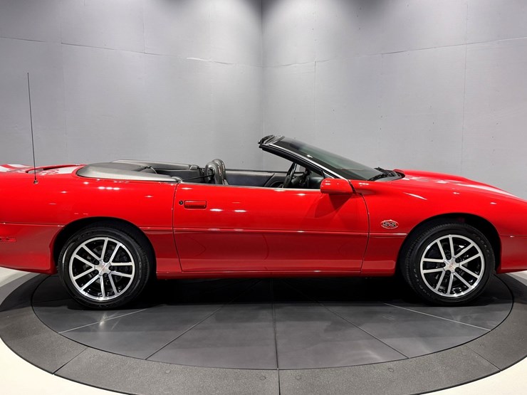 #1517-•-2002-chevrolet-camaro-ss-image-48