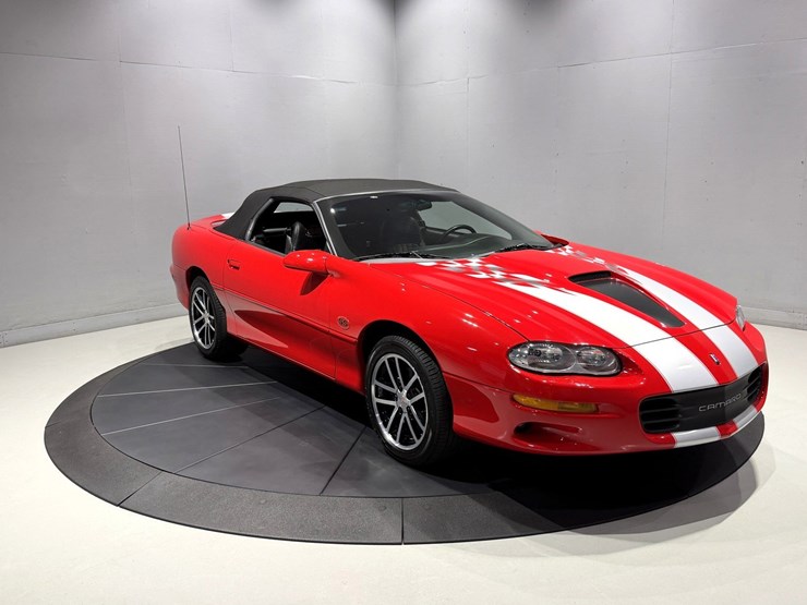 #1517-•-2002-chevrolet-camaro-ss-image-13