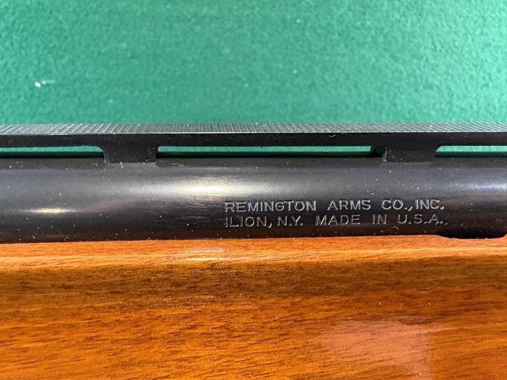 remington-mdl.1100-12ga-shotgun-image-7