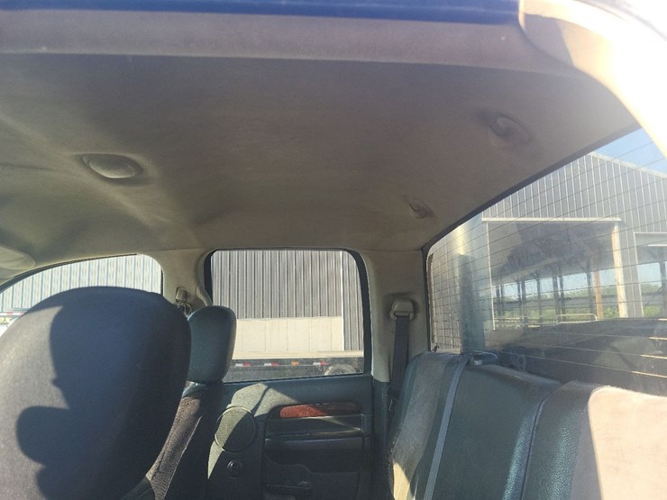 2003-dodge-ram-3500-4x4-4-door-truck-image-57