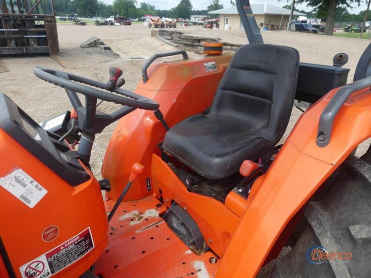bush-hog-m300-image-11