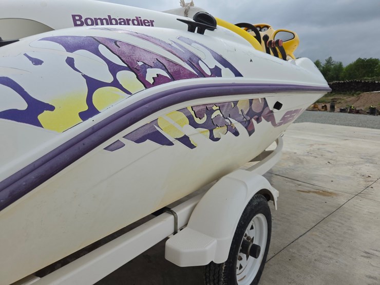 #5018-•-1996-seadoo-speedster-jet-boat-image-19