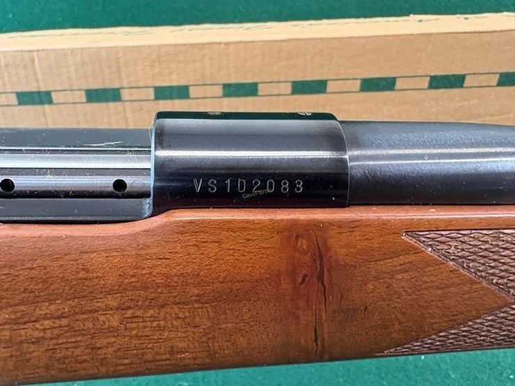 nib-weatherby-vanguard-300-wby-mag-rifle-image-4