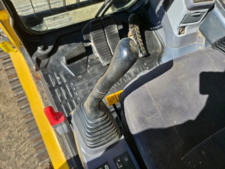 2006-komatsu-pc300-lc-image-68