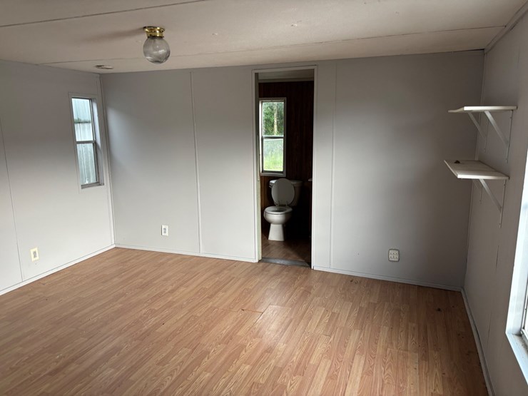 #305-•-mobile-home-image-40
