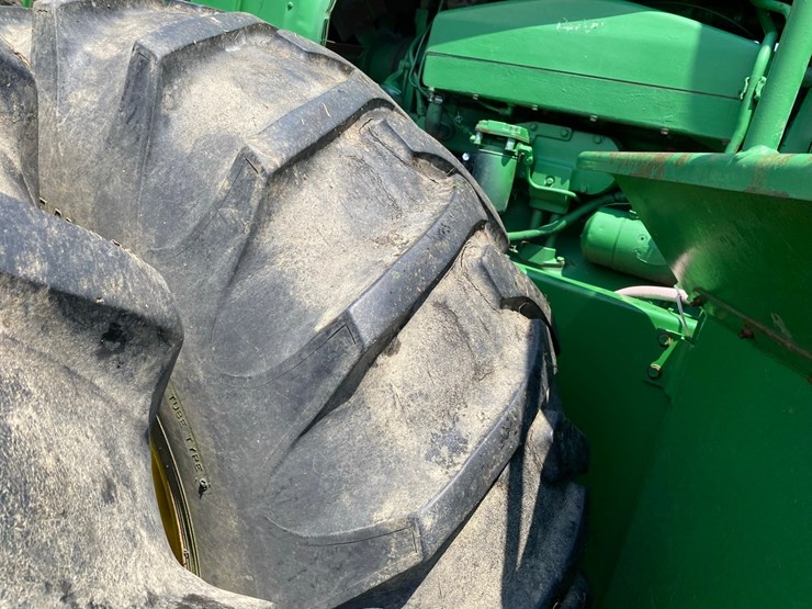 john-deere-8430-image-64