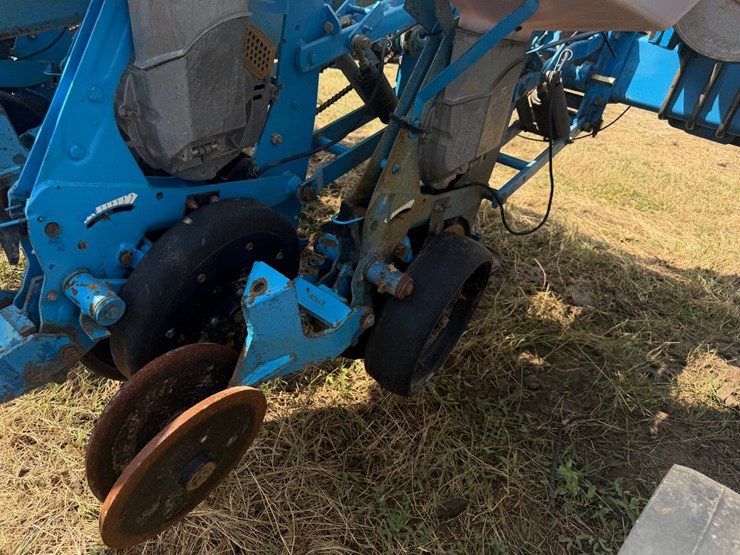 #51909-•-monosem-12-twin-row-38"-center-planter-05a116-inv#51909-image-64