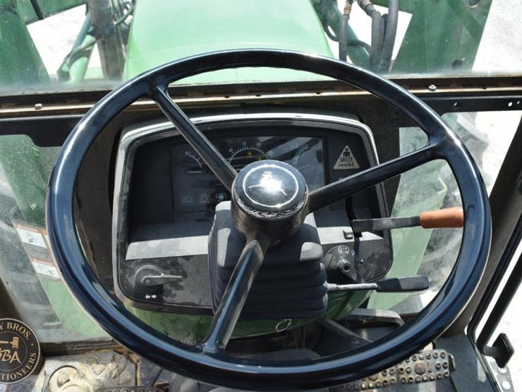 1996-john-deere-5500-image-37
