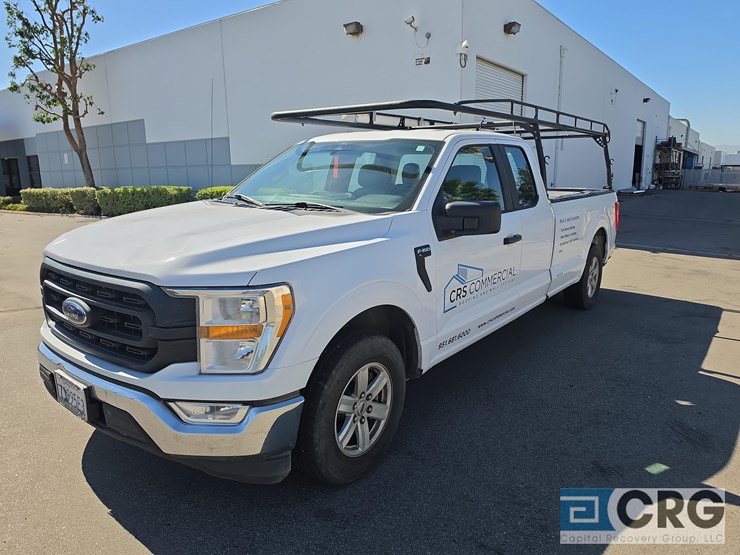 2021-ford-f150-xl-image-1