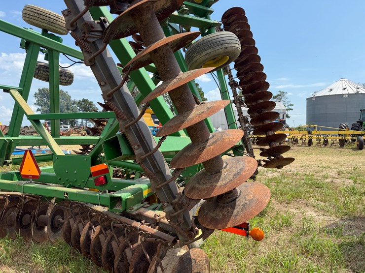 john-deere-37-image-17