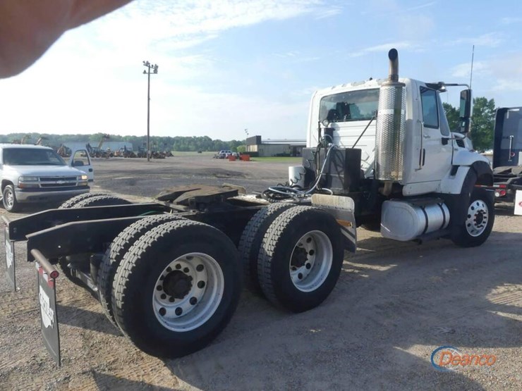 2013-international-workstar-7600-image-2