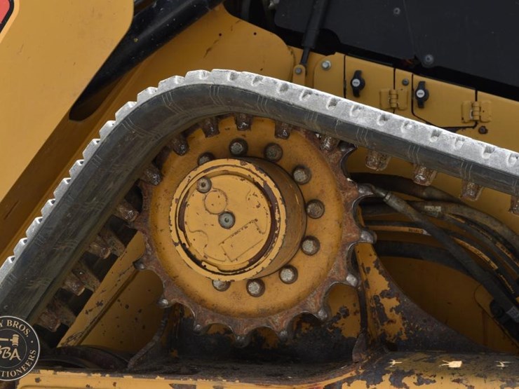 2019-caterpillar-299d3-image-32