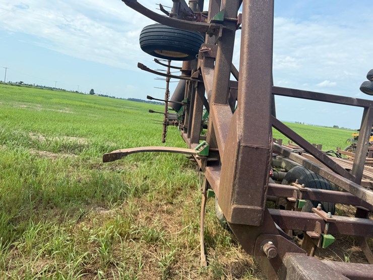#51911-•-30'-chisel-plow-inv#51911-image-60