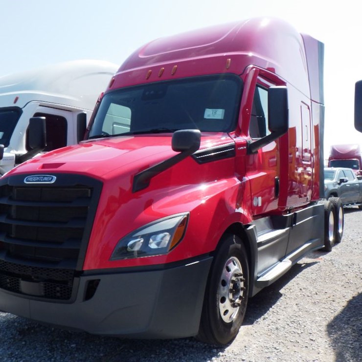 2022 FREIGHTLINER CASCADIA 126