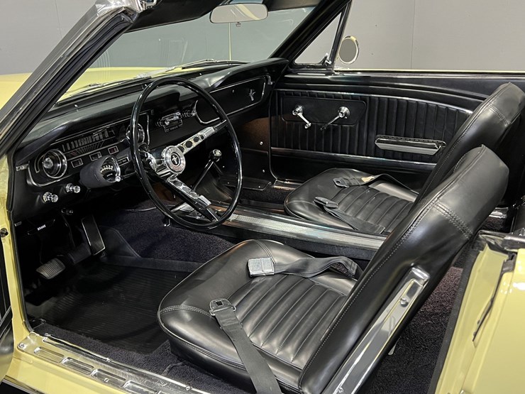 #1512-•-1965-ford-mustang-convertible-image-55