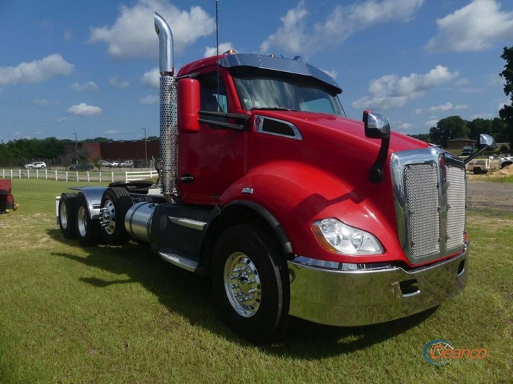 2017-kenworth-t680-image-1