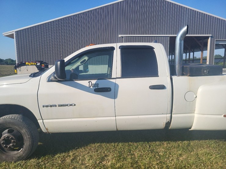 2003-dodge-ram-3500-4x4-4-door-truck-image-14