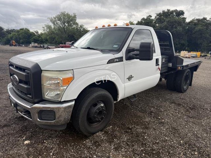 2016-ford-f350-xl-image-1