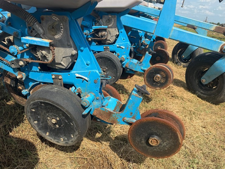 #51909-•-monosem-12-twin-row-38"-center-planter-05a116-inv#51909-image-86