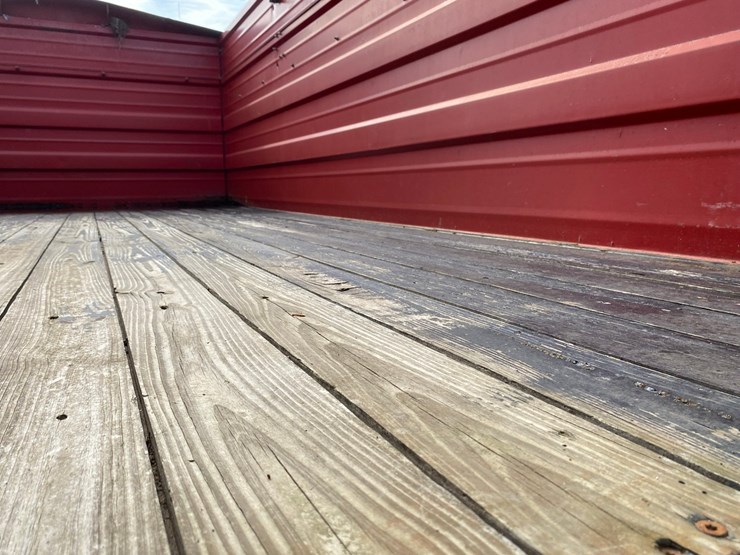 ih-1700-grain-truck-image-23
