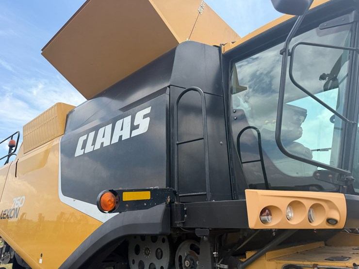 claas-lexion-760-image-61