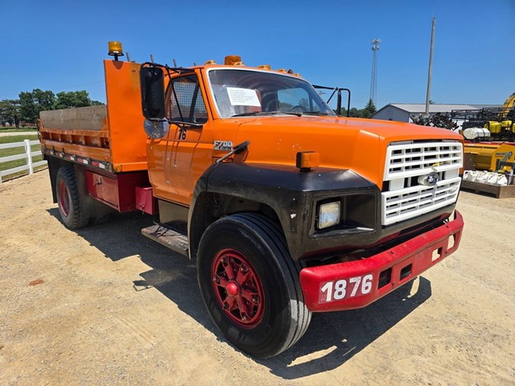 1991-ford-f700-image-8