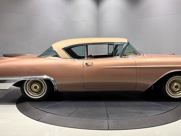 #1513-•-1957-cadillac-eldorado-image-44