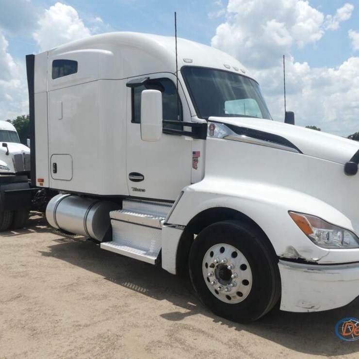 2022 KENWORTH T680